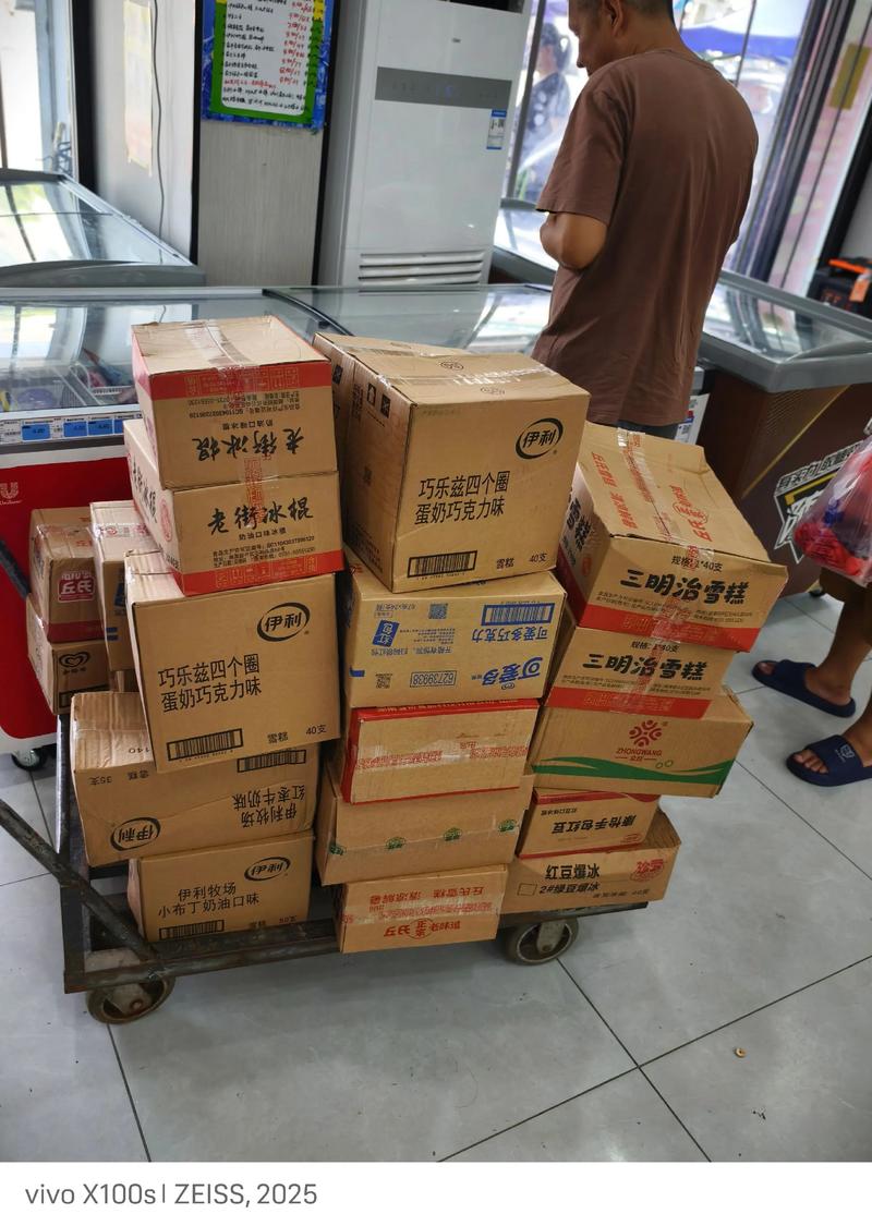 镜之光:明镜如约,映照心灵的平静与清晰